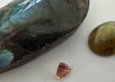 20251021_Labradorite_940x400.jpg